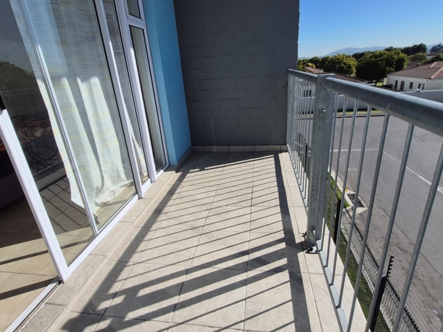 4 Bedroom Property for Sale in Stellendale Western Cape